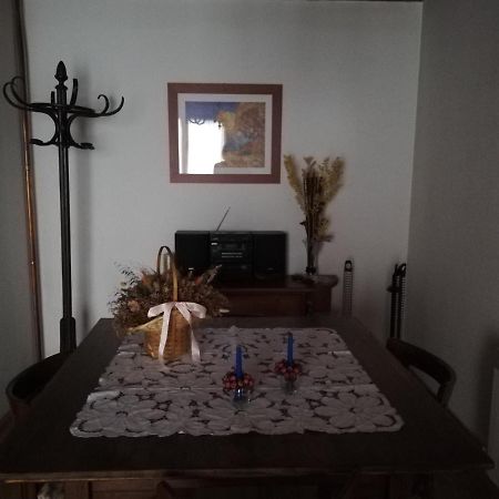 Pequeno Adosado De Montana Con Terraza Villa บียาโนวา ภายนอก รูปภาพ